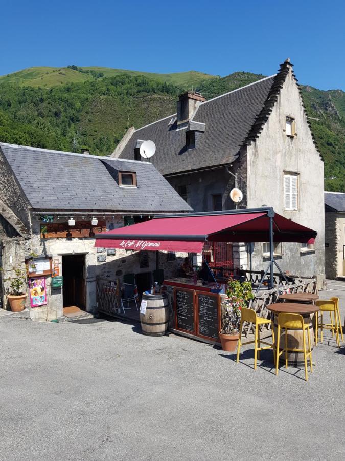 ST LARY-VIGNEC Charmant studio au calme Extérieur photo