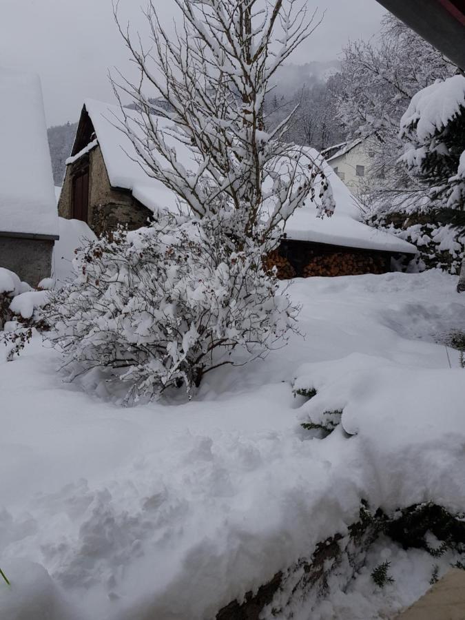 ST LARY-VIGNEC Charmant studio au calme Extérieur photo